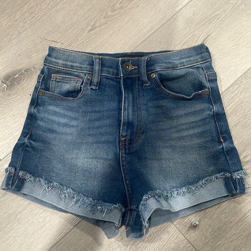 Kendall + Kylie Jean shorts, the drifter highrise size 25